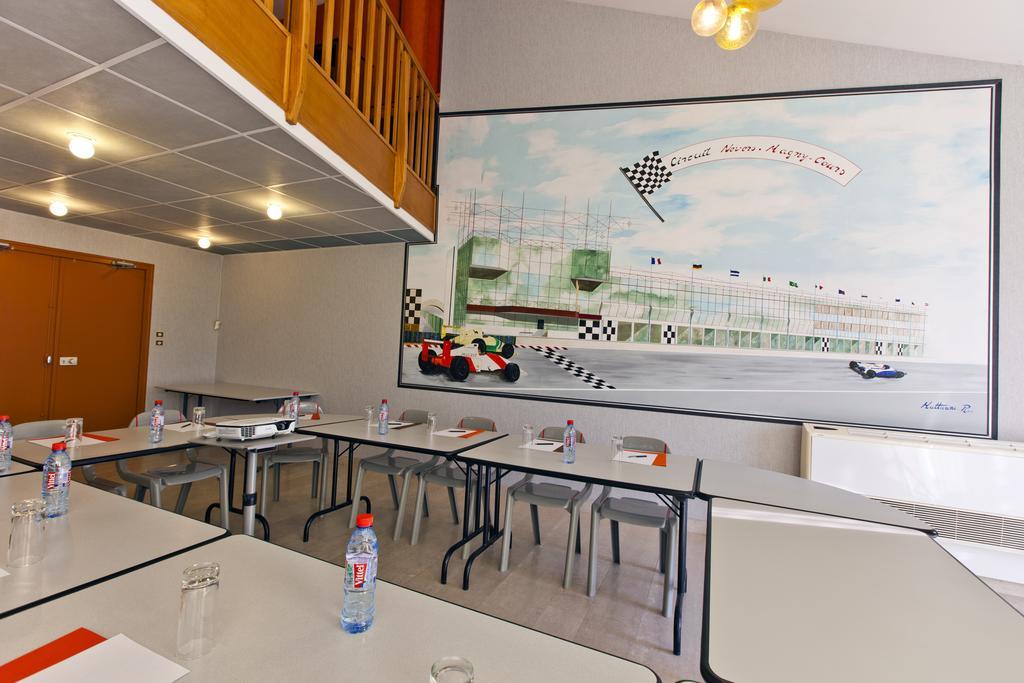 Cit'Hotel Du Circuit 马尼库尔 外观 照片