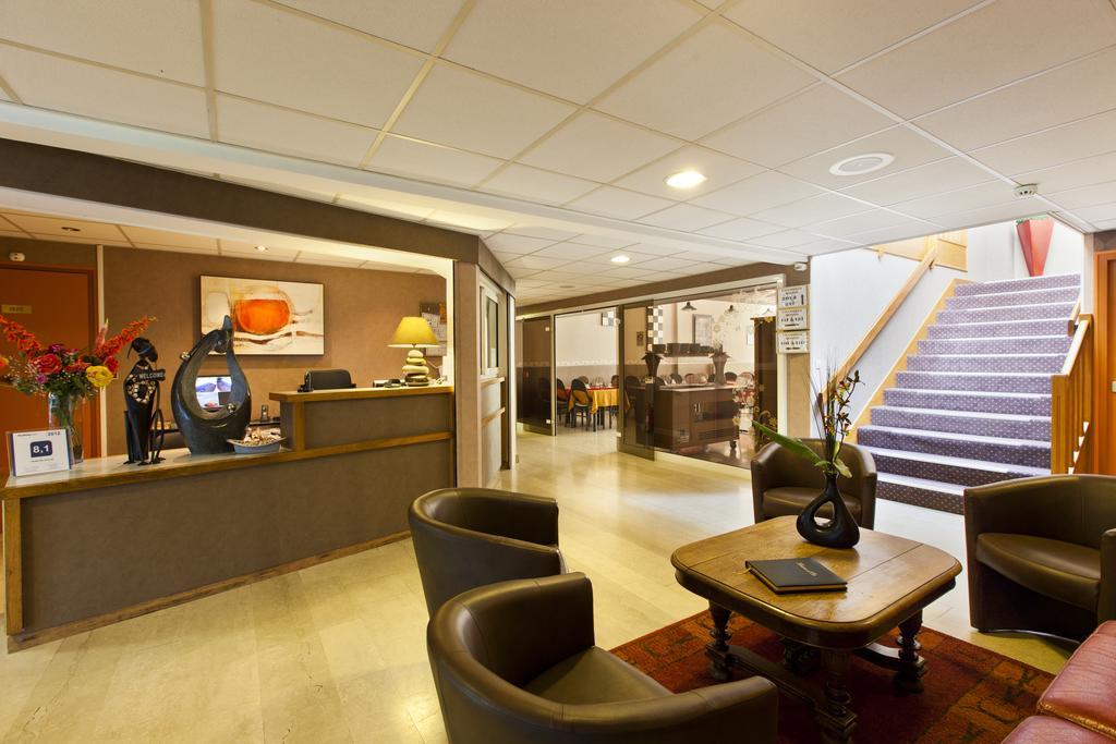 Cit'Hotel Du Circuit 马尼库尔 外观 照片